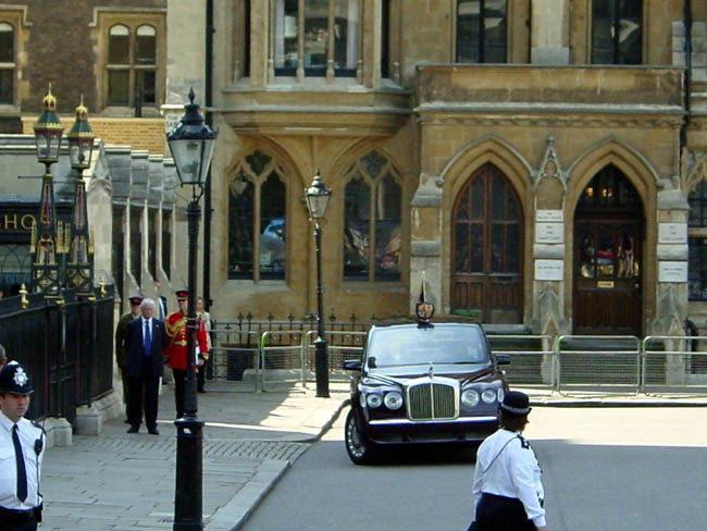 Her majesty's Bently