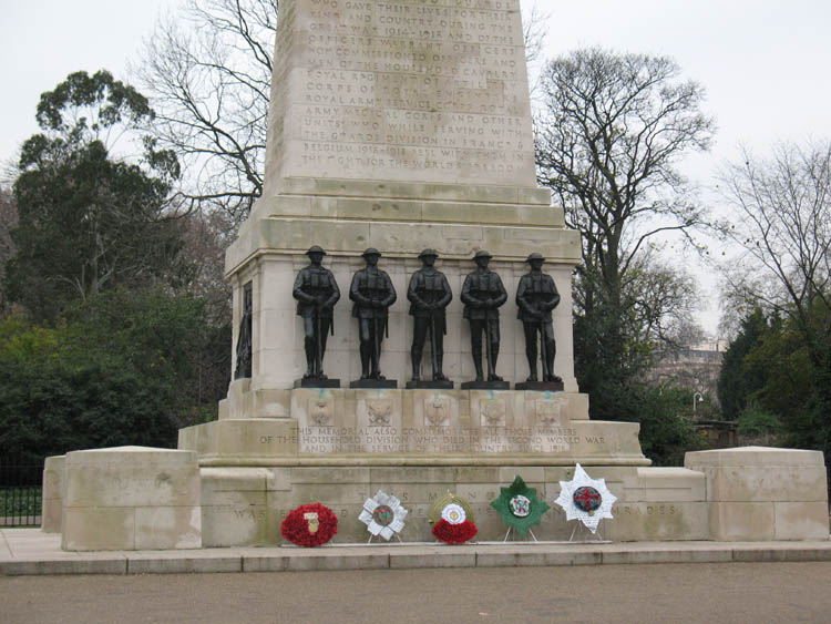 The war Memorial behind the Admiralty